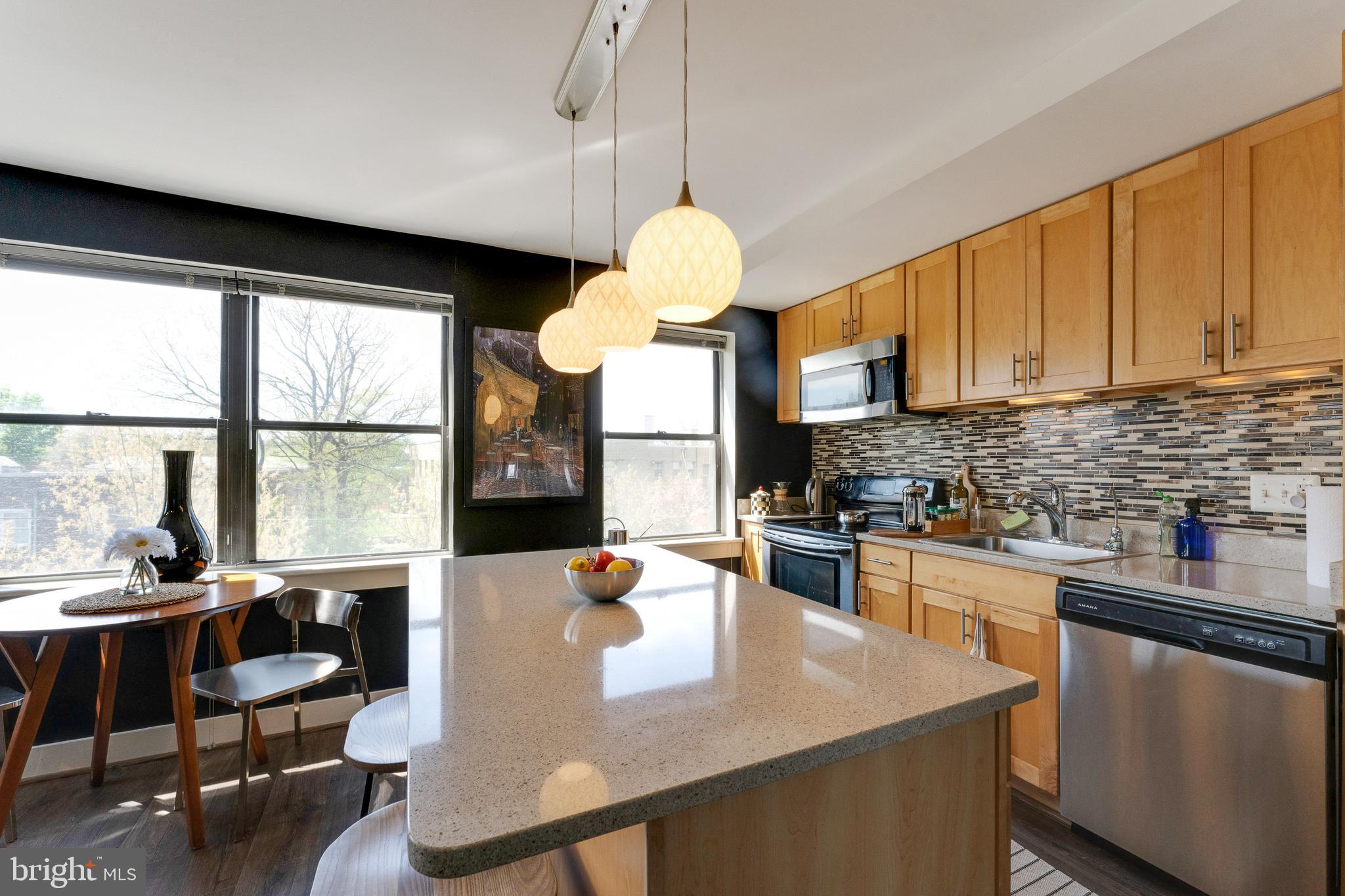 212 OAKWOOD STREET SE 322