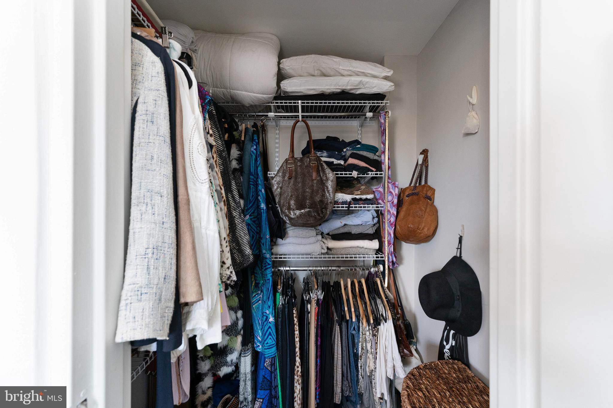 212 OAKWOOD STREET SE 322