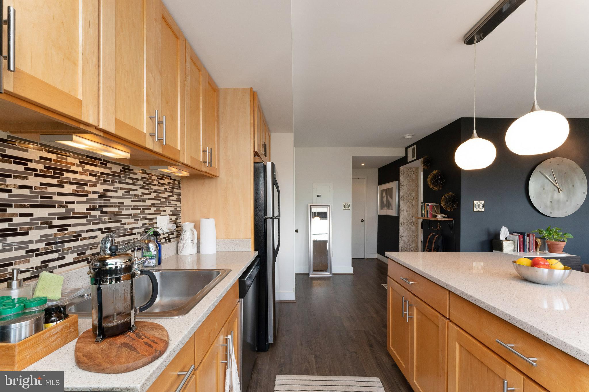 212 OAKWOOD STREET SE 322