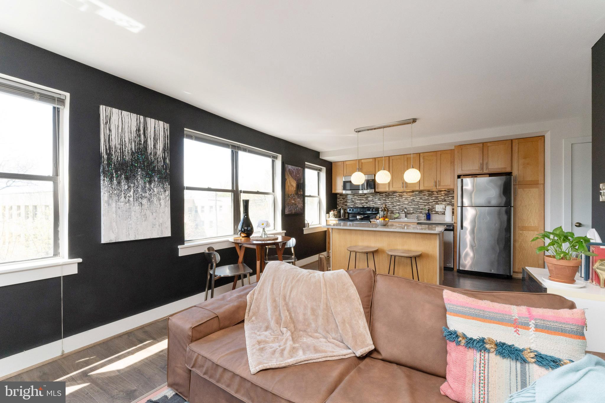 212 OAKWOOD STREET SE 322