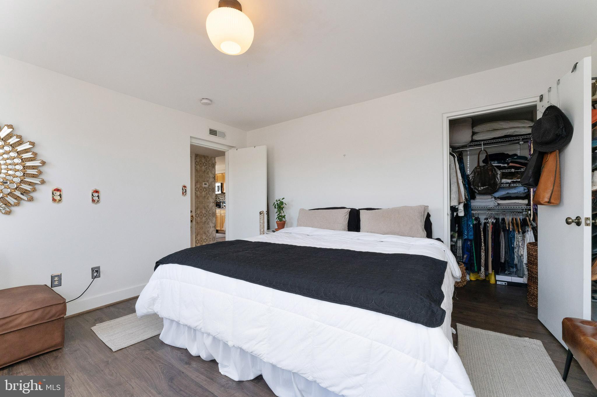 212 OAKWOOD STREET SE 322