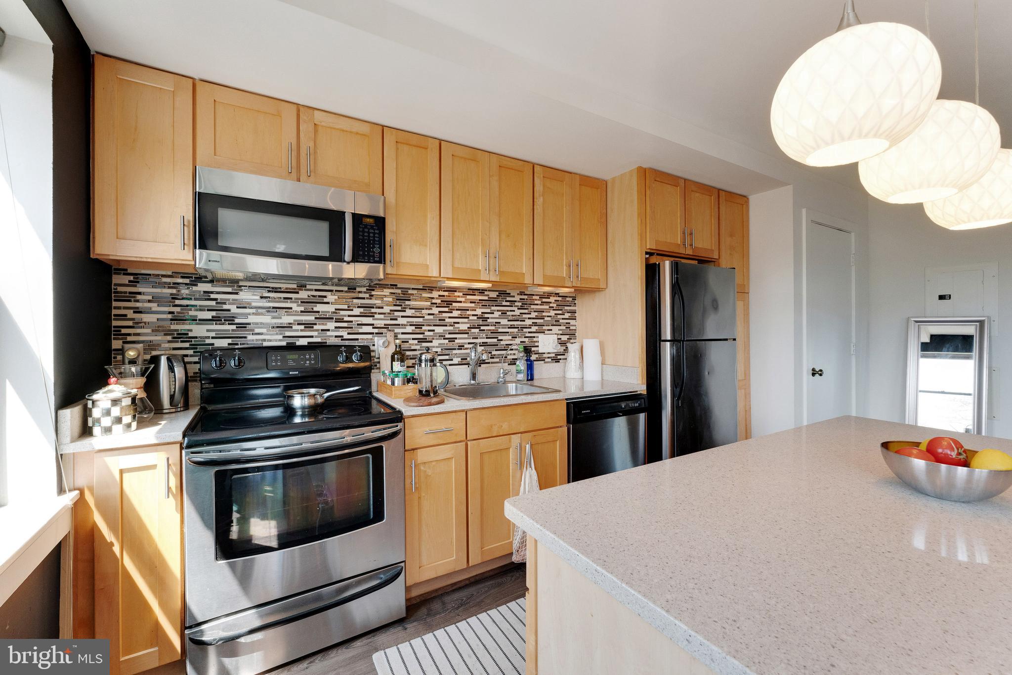 212 OAKWOOD STREET SE 322