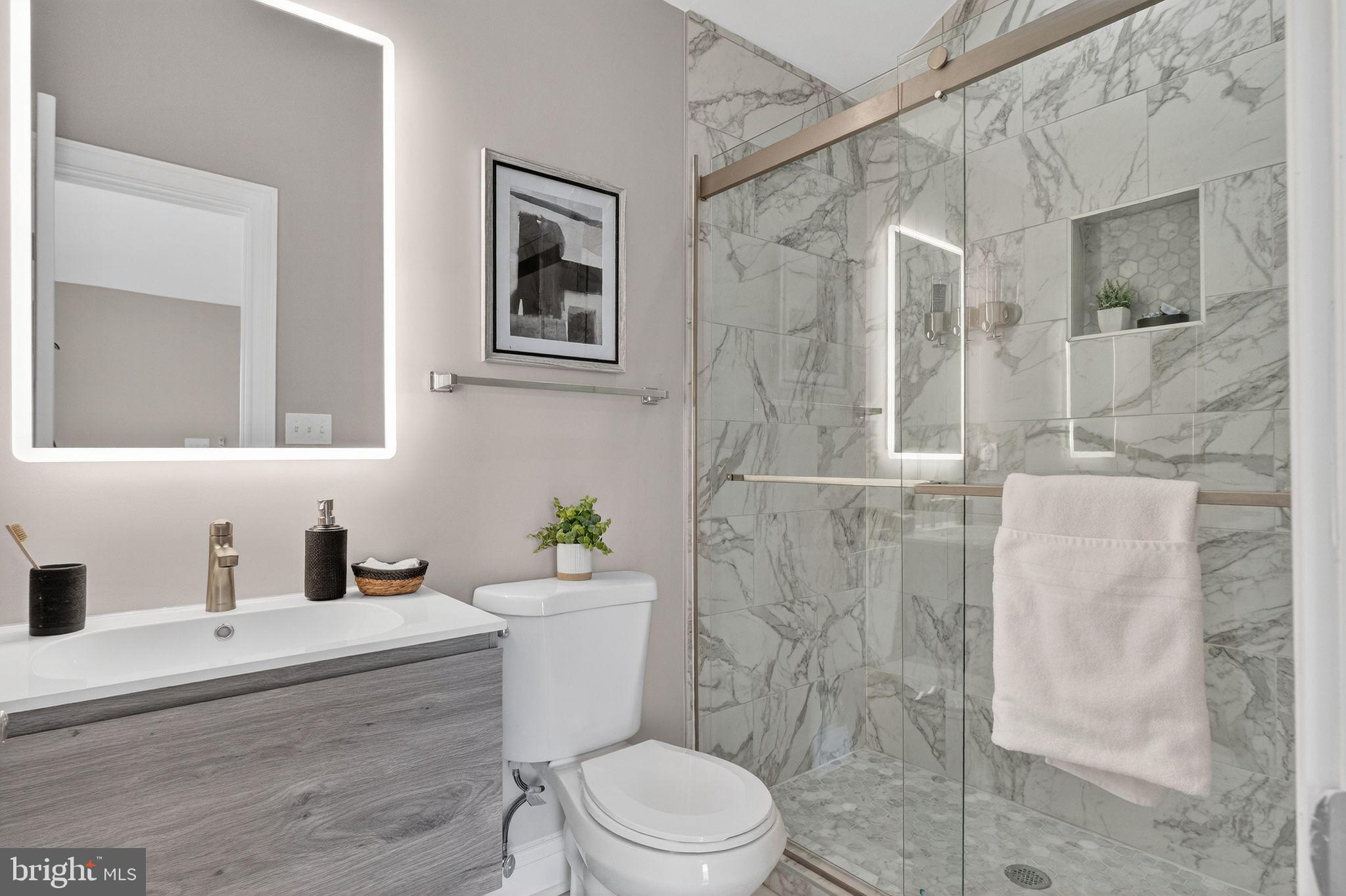 3151 NEWTON STREET NE