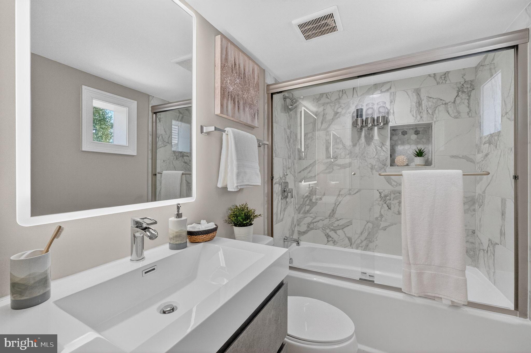 3151 NEWTON STREET NE