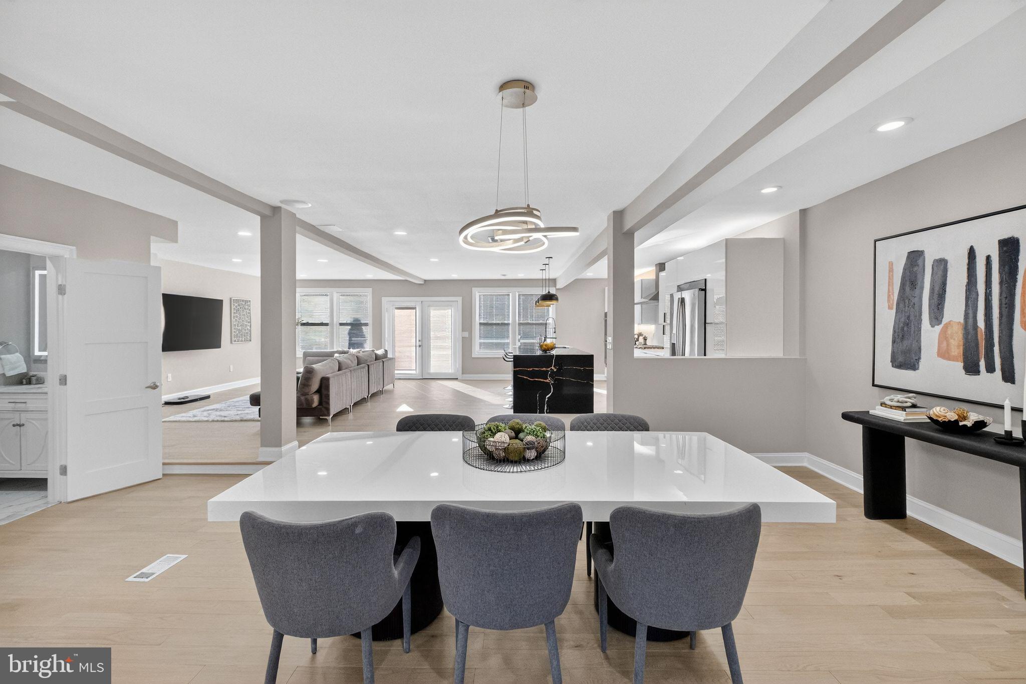 3151 NEWTON STREET NE