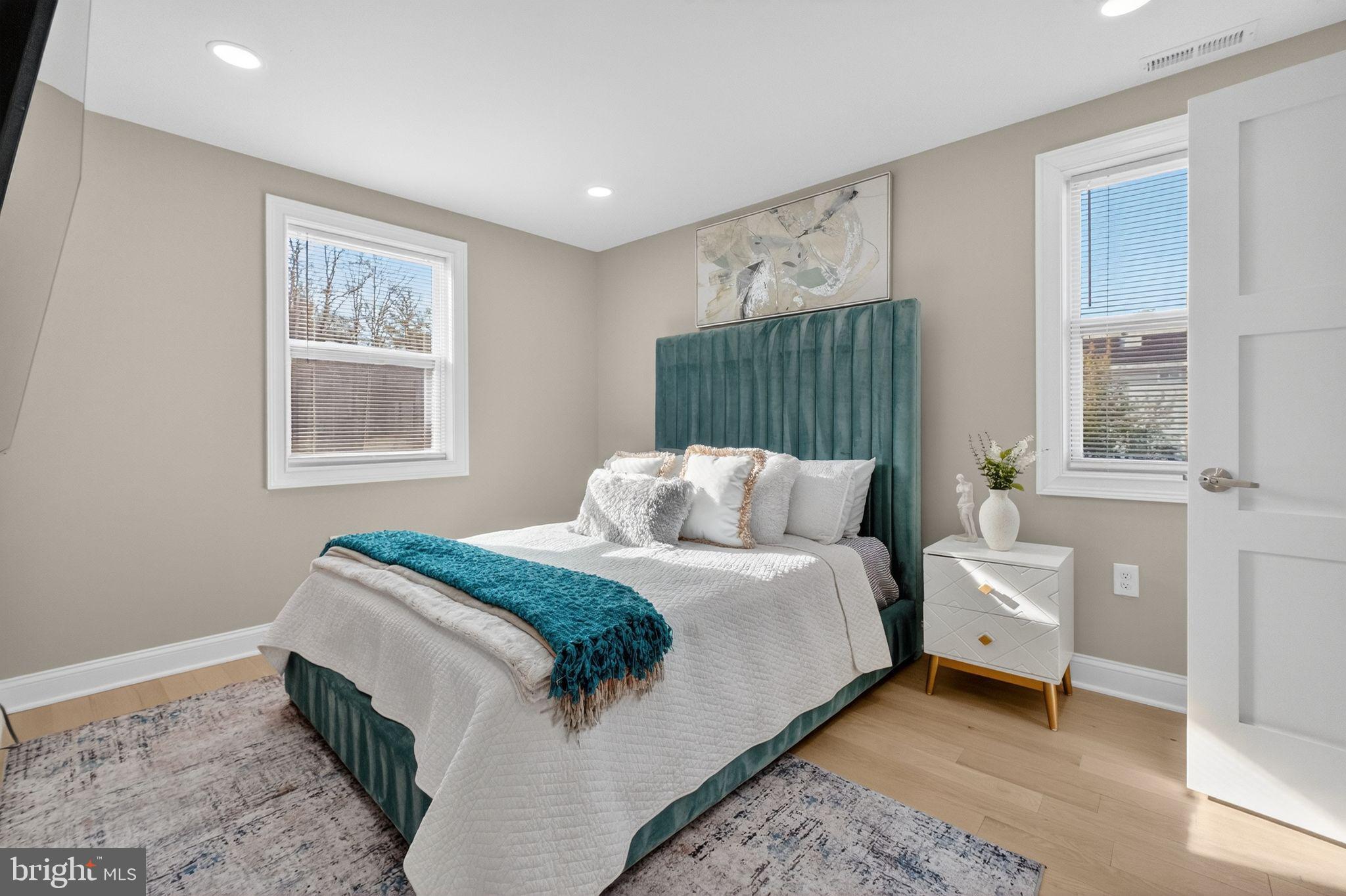 3151 NEWTON STREET NE