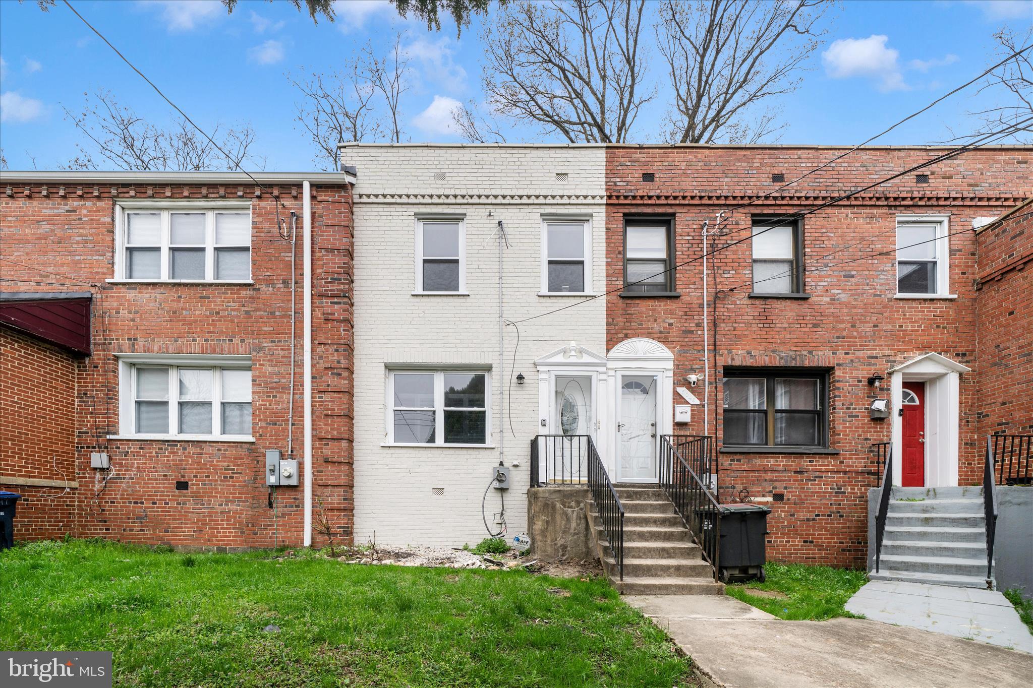 5045 SHERIFF ROAD NE