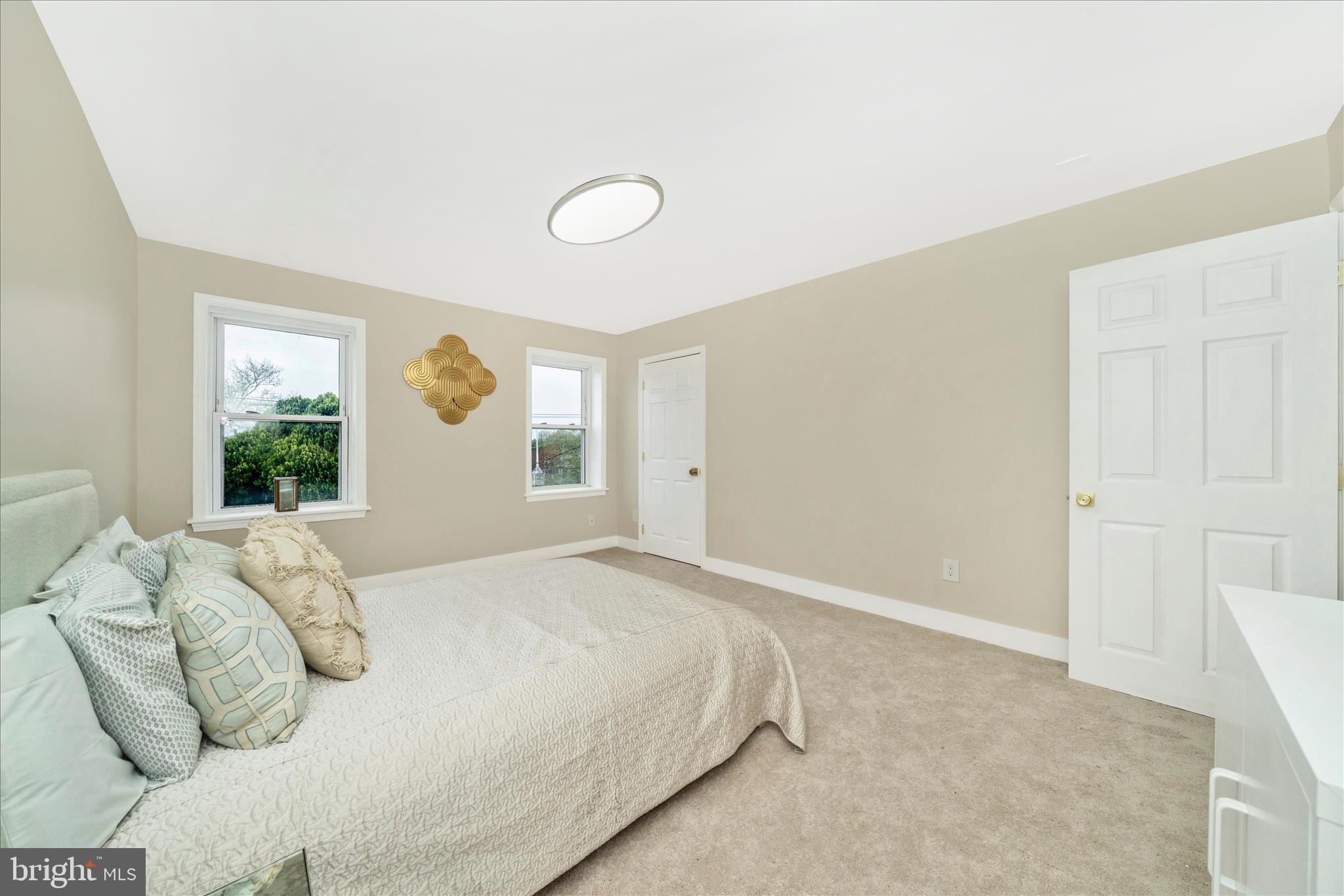 5045 SHERIFF ROAD NE