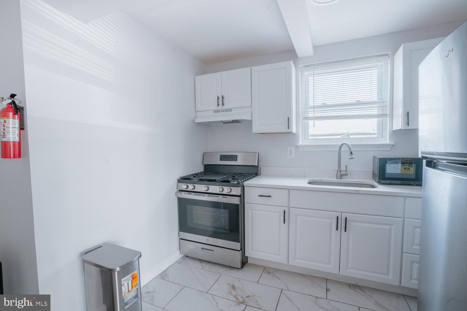 32 Varnum St NE VARNUM STREET NE