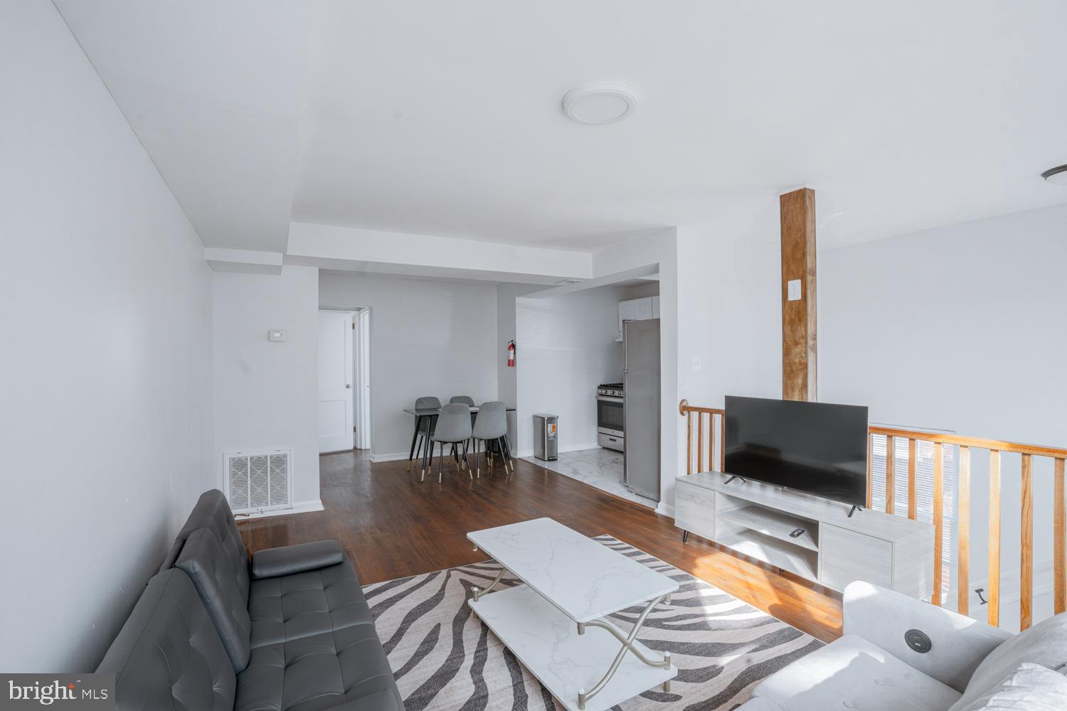 32 Varnum St NE VARNUM STREET NE