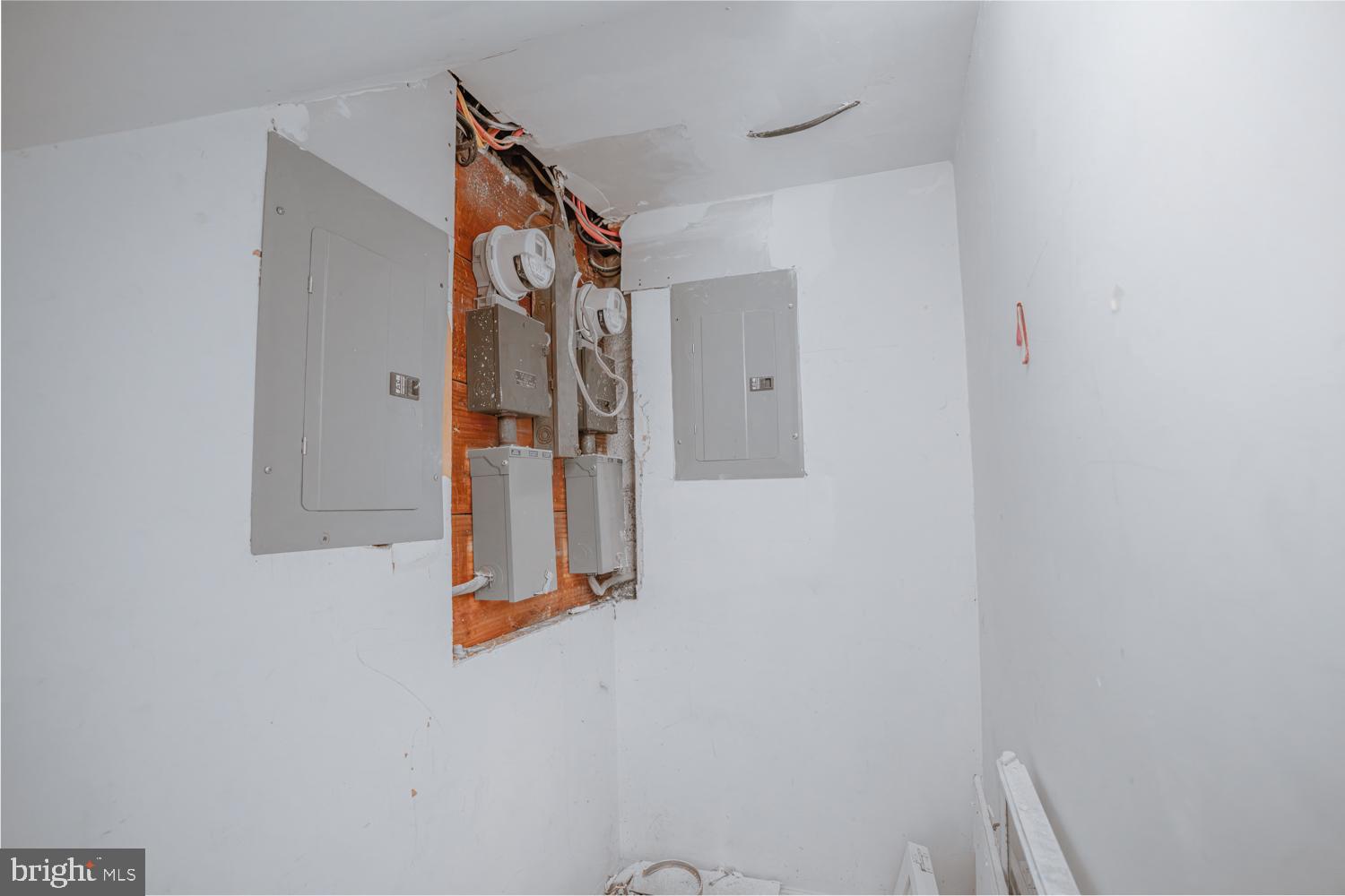 32 Varnum St NE VARNUM STREET NE