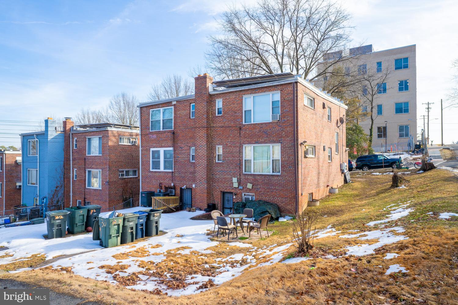 32 Varnum St NE VARNUM STREET NE