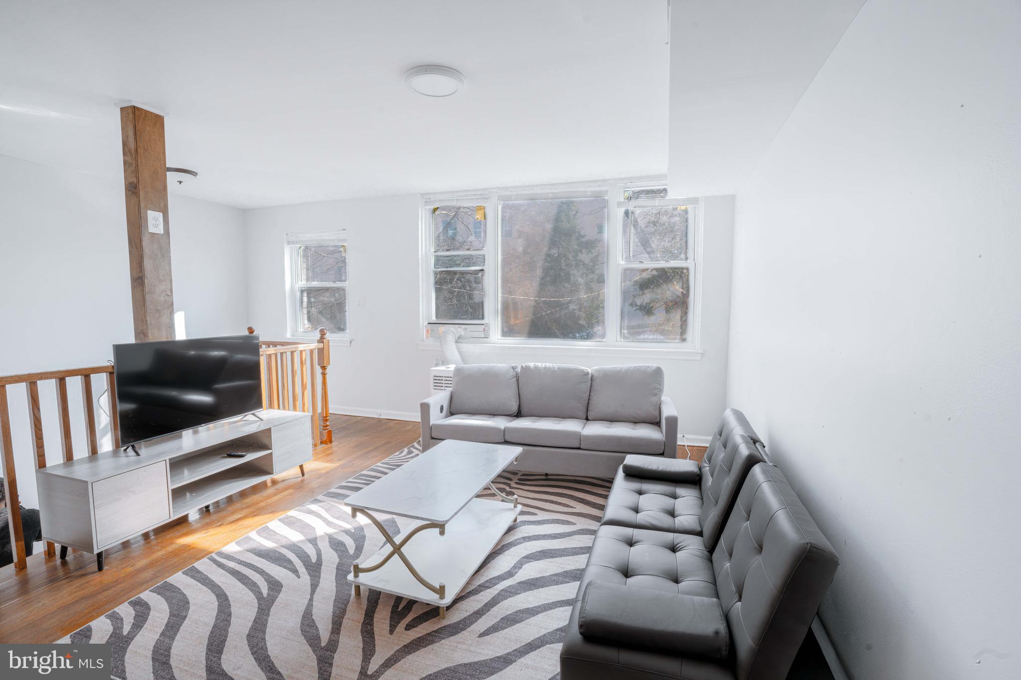 32 Varnum St NE VARNUM STREET NE