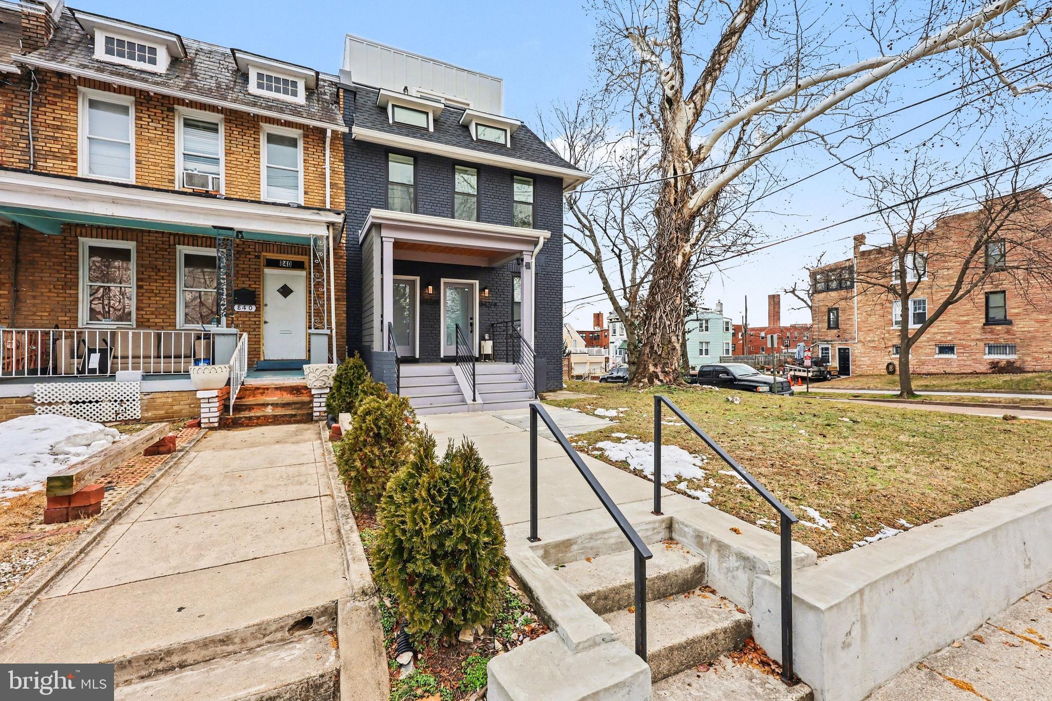 842 MADISON STREET NW 2