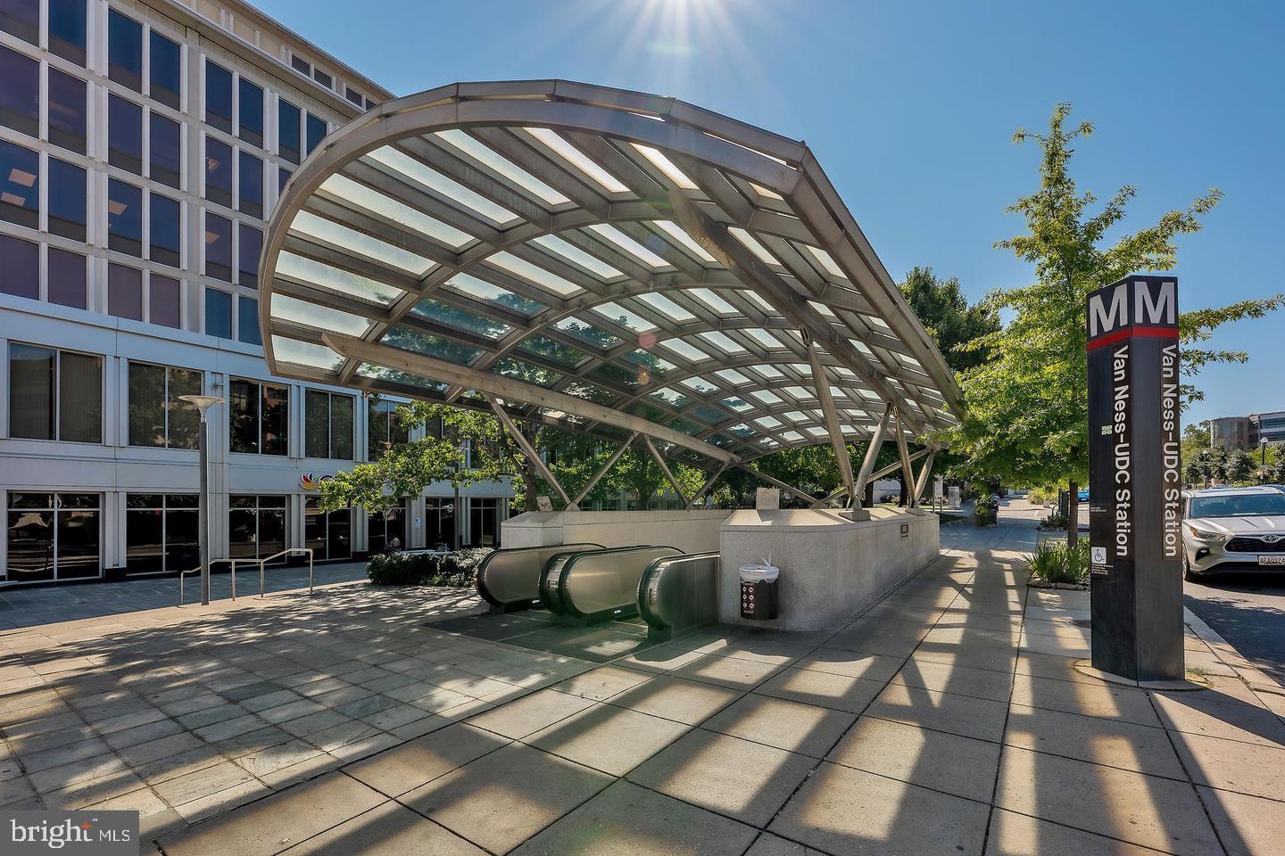 4025 CONNECTICUT AVENUE NW 405