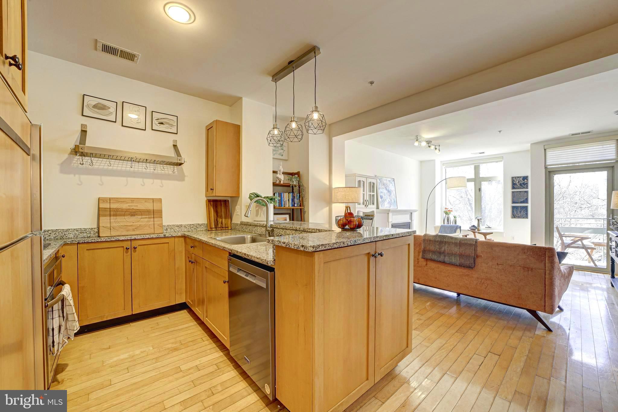 4025 CONNECTICUT AVENUE NW 405