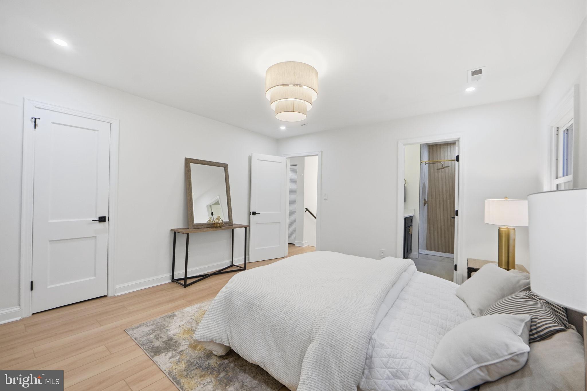 5520 NORTH CAPITOL STREET NW