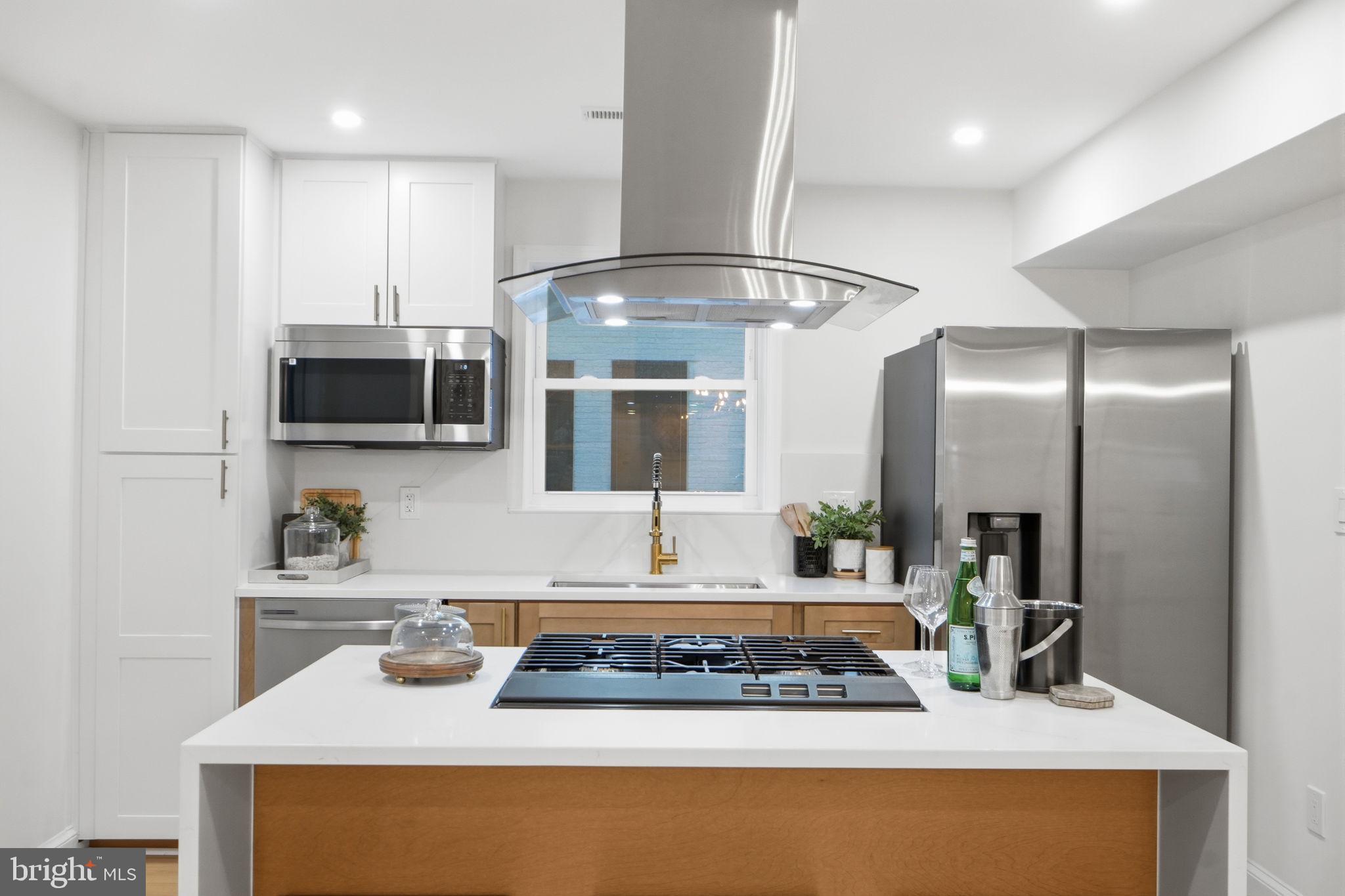 5520 NORTH CAPITOL STREET NW