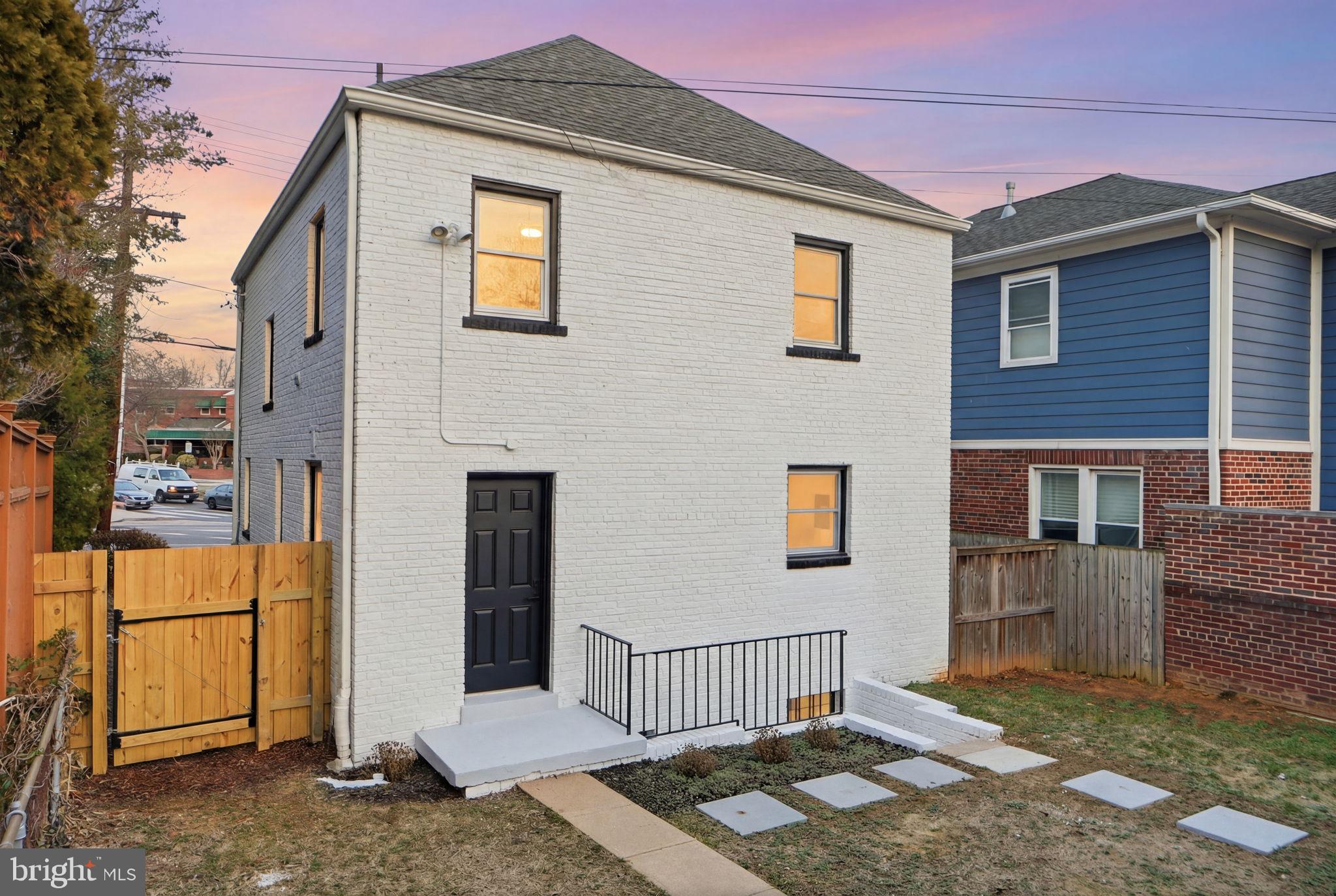 5520 NORTH CAPITOL STREET NW