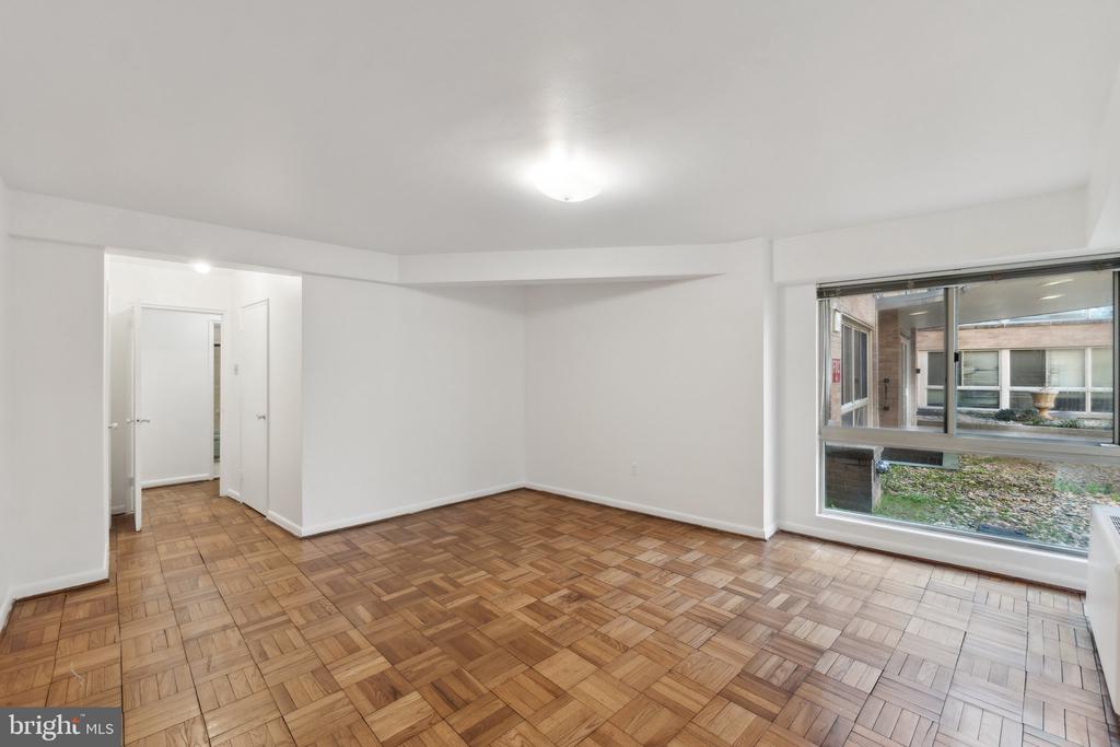 6445 LUZON AVENUE NW Unit: 109