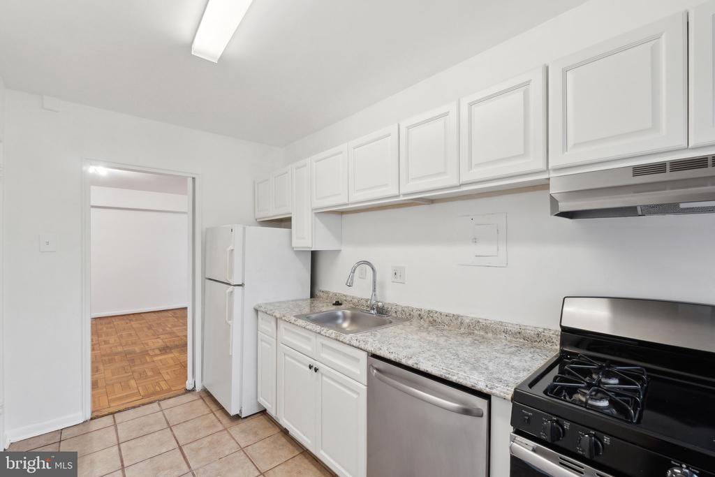 6445 LUZON AVENUE NW Unit: 109