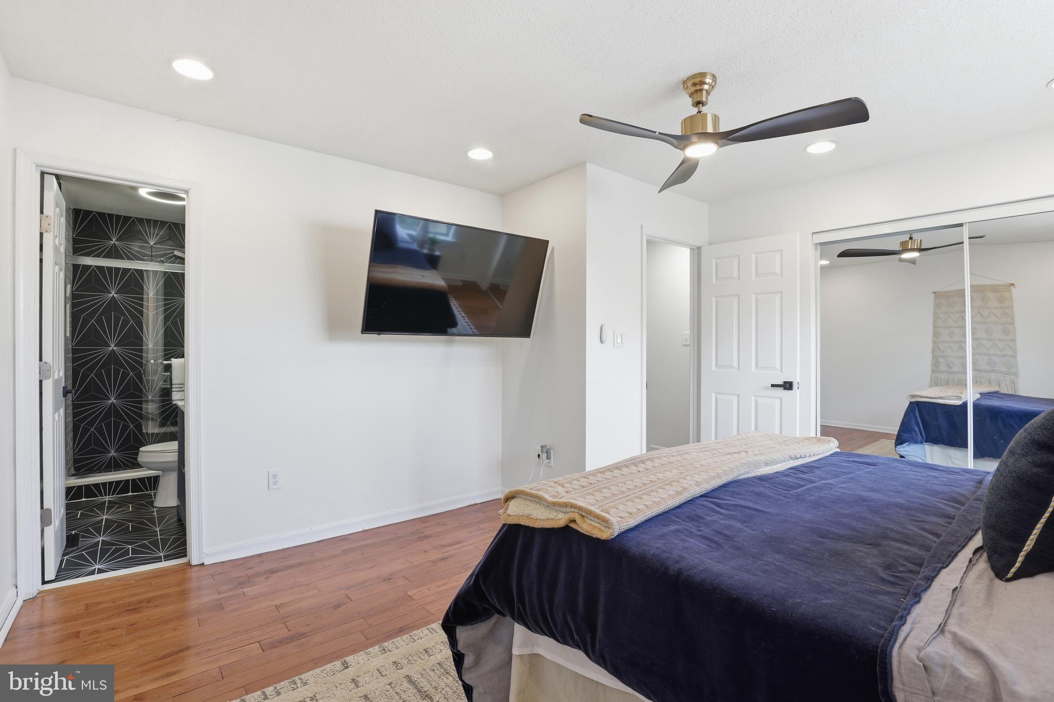 2357 SKYLAND TERRACE SE