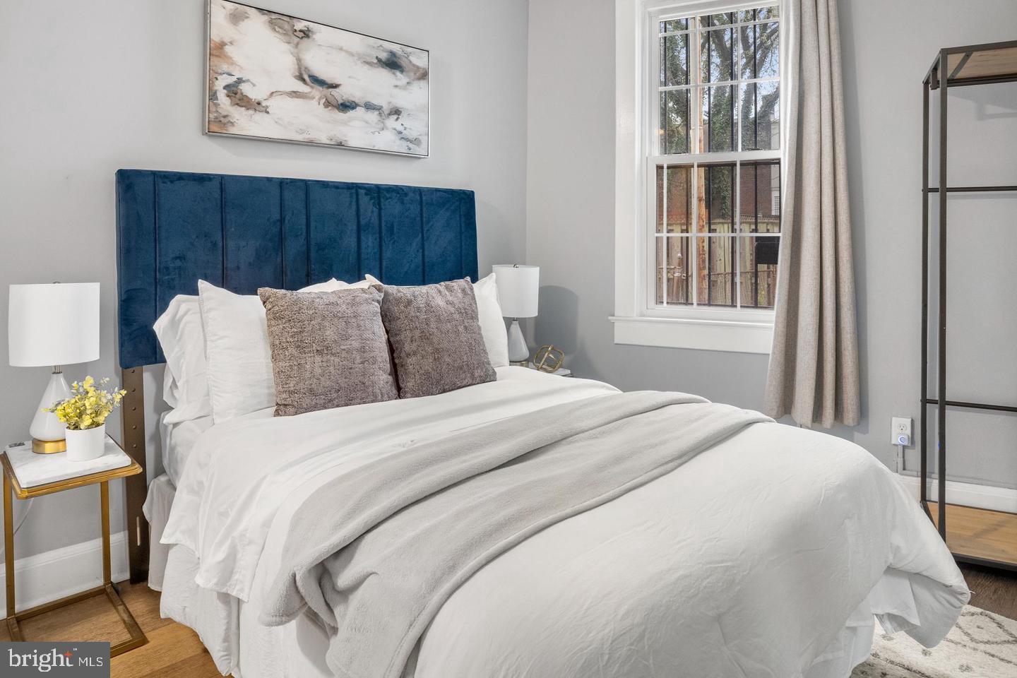 1125 MARYLAND AVENUE NE 6