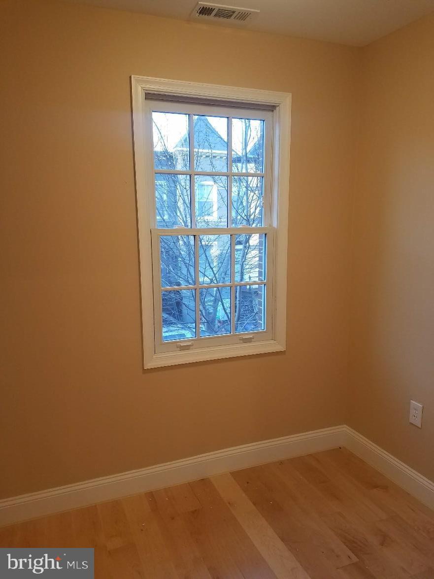 206 MORGAN STREET NW