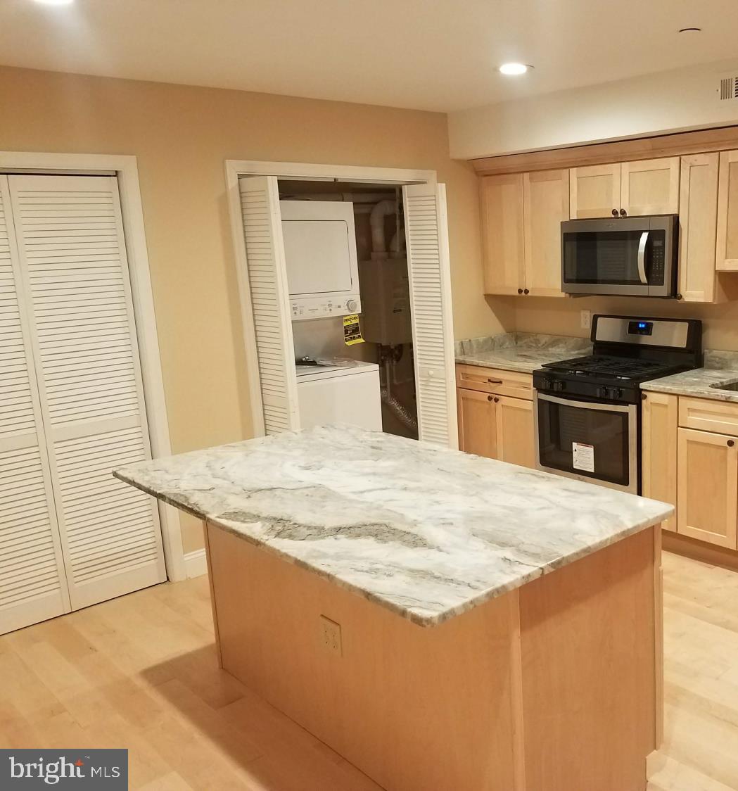 206 MORGAN STREET NW