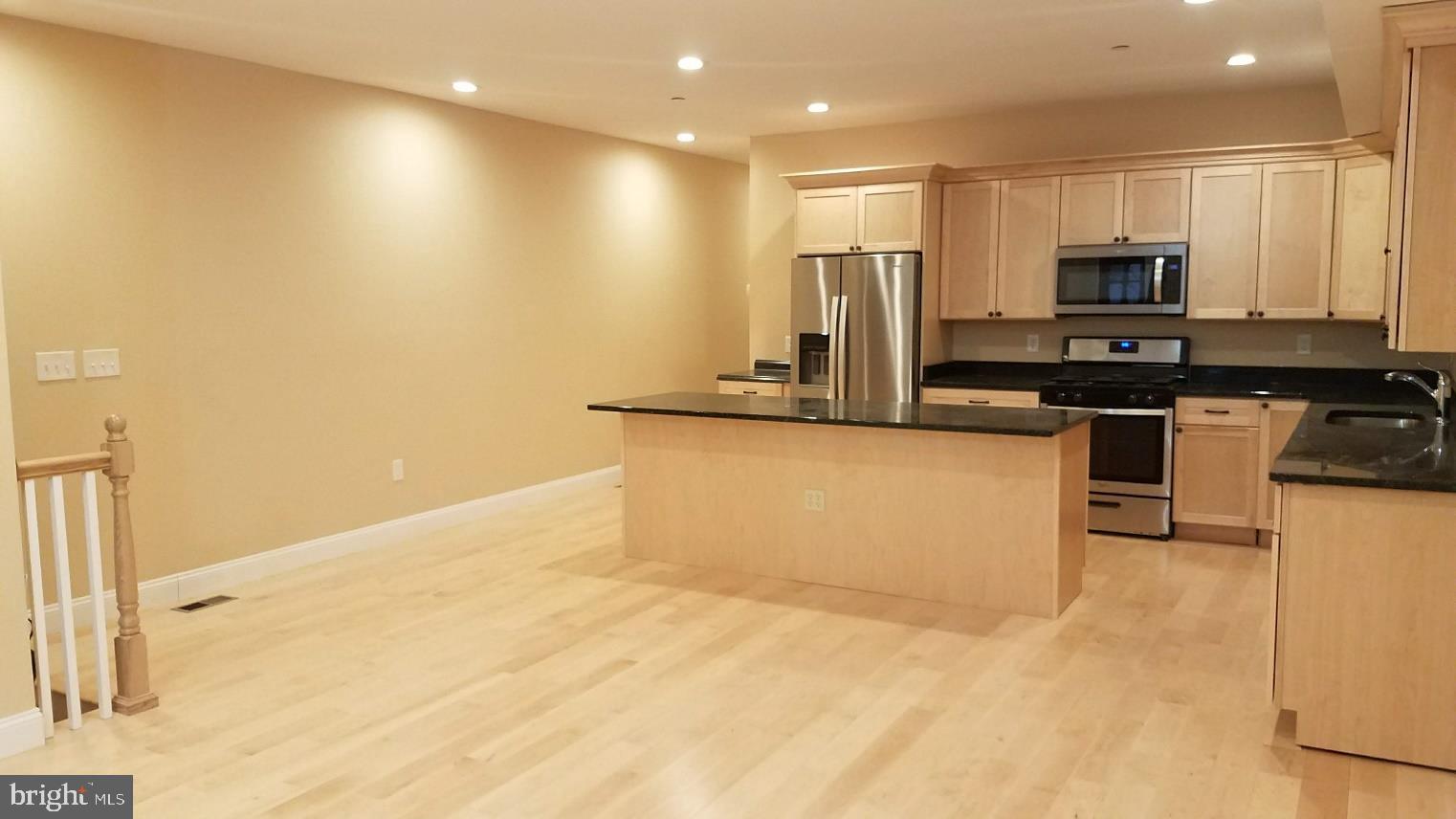 206 MORGAN STREET NW