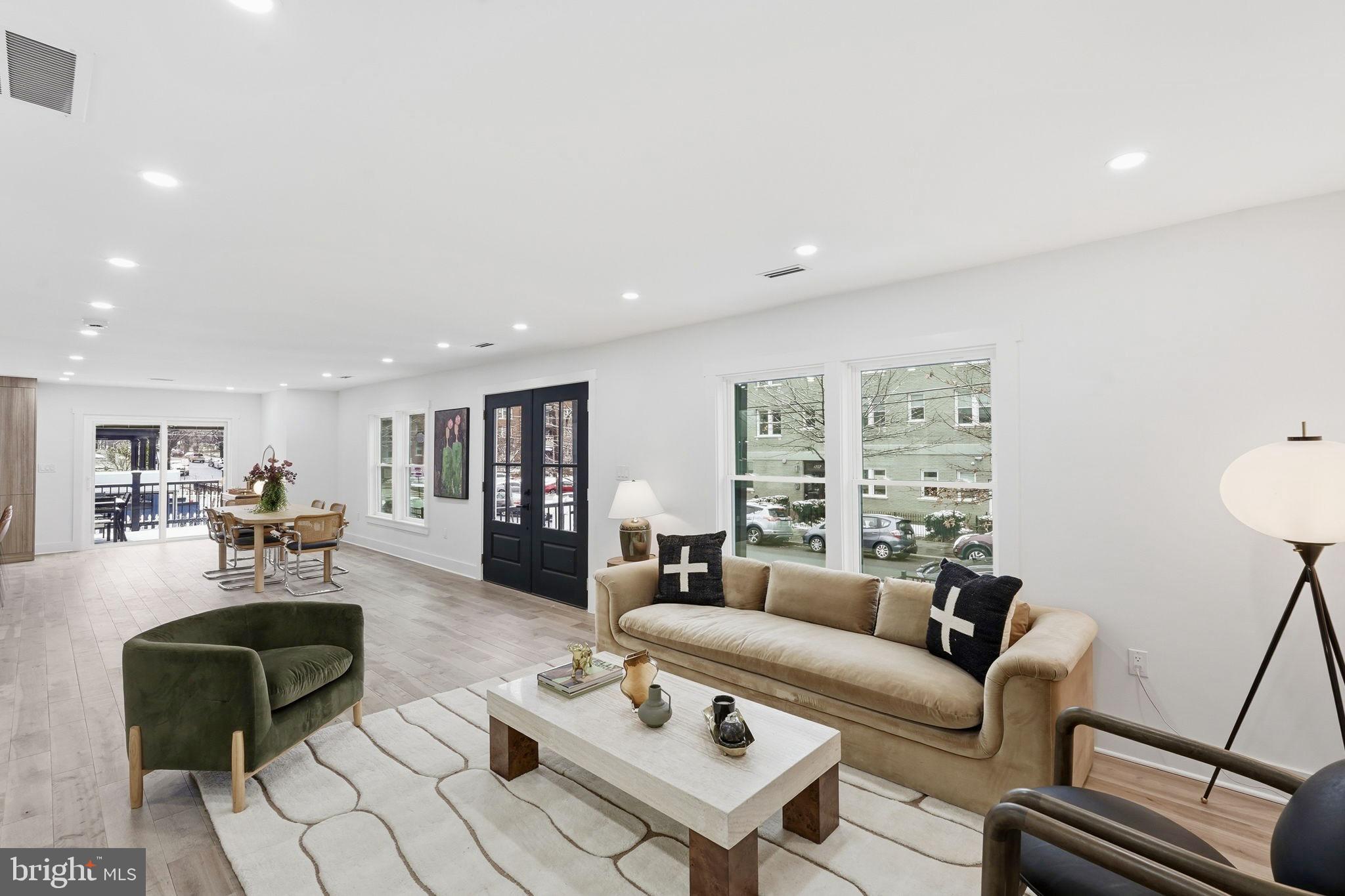 1355 LONGFELLOW STREET NW