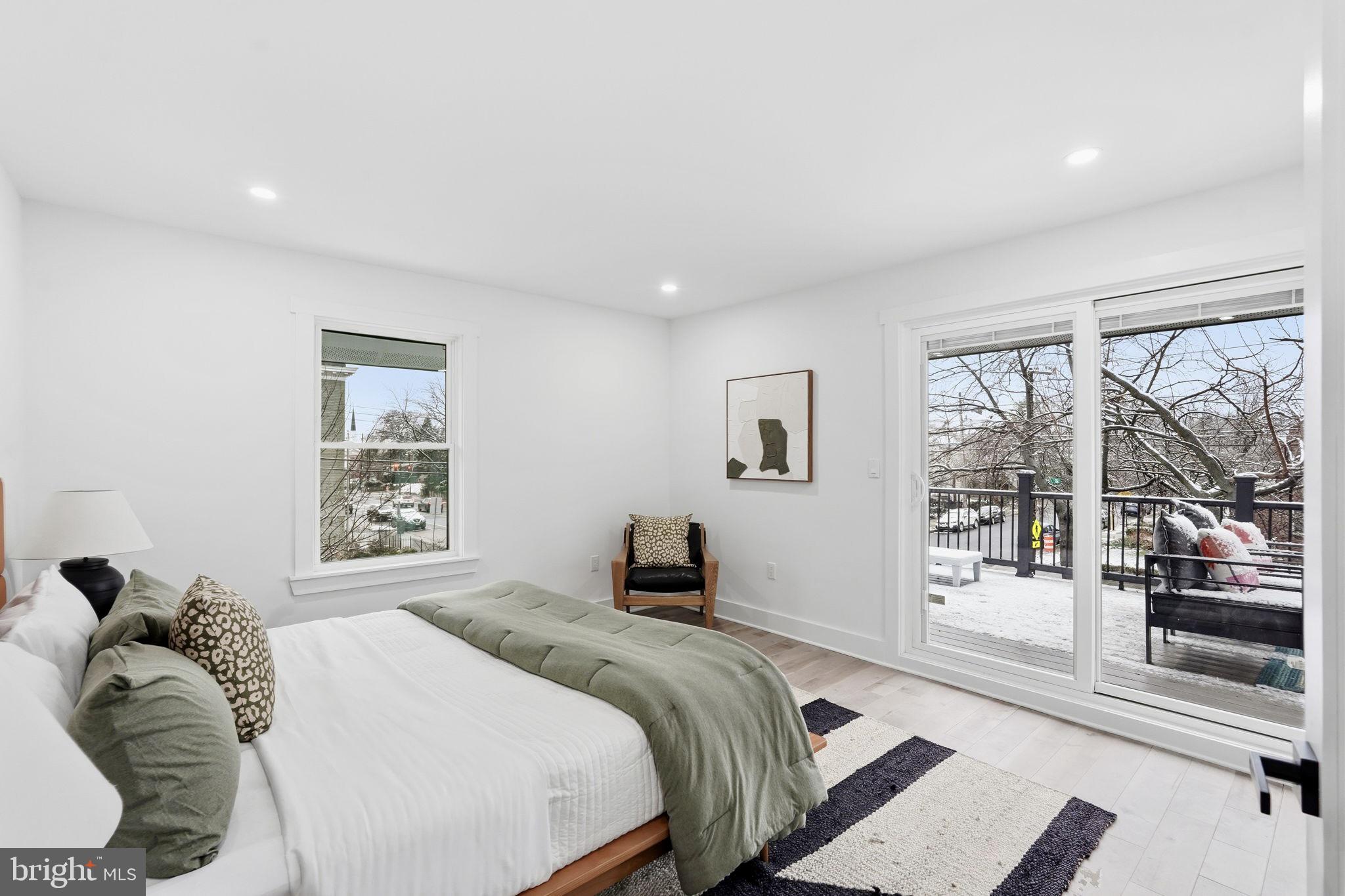 1355 LONGFELLOW STREET NW