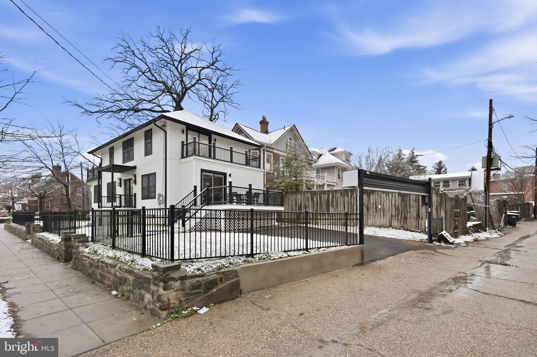 1355 LONGFELLOW STREET NW