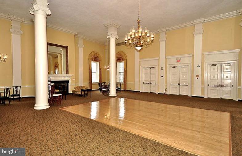 3851 NEWARK STREET NW F462