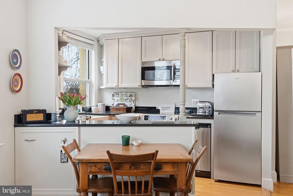 18 9TH STREET NE 307