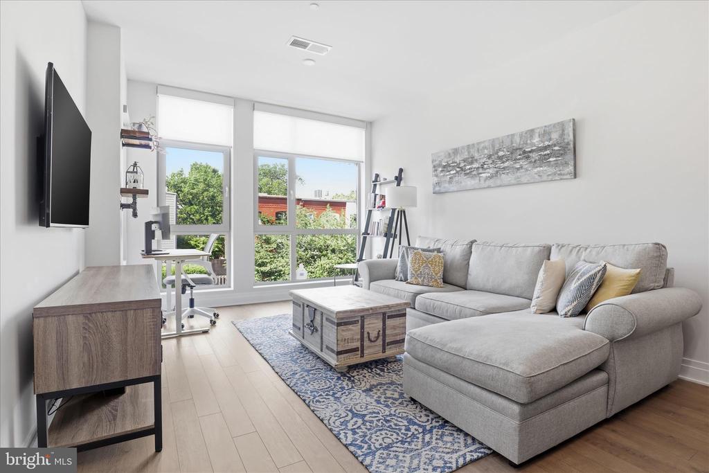 900 11TH STREET SE 203