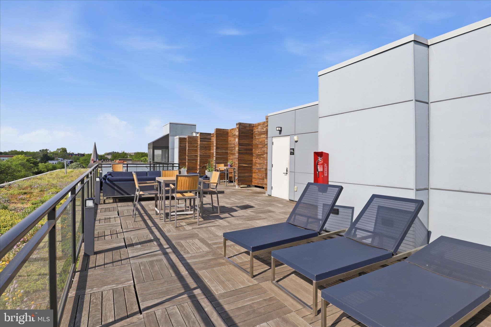 900 11TH STREET SE 203