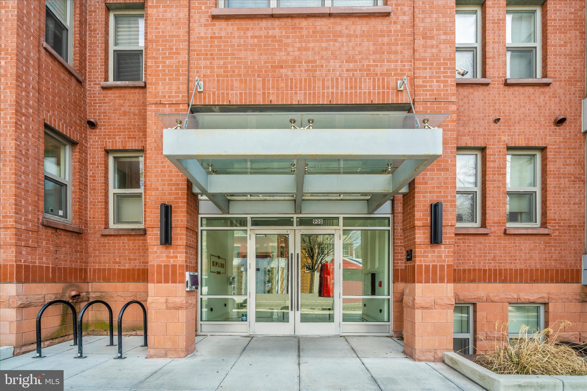 900 11TH STREET SE 203