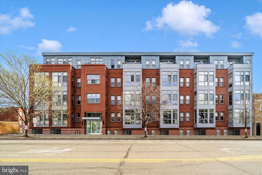 900 11TH STREET SE 203