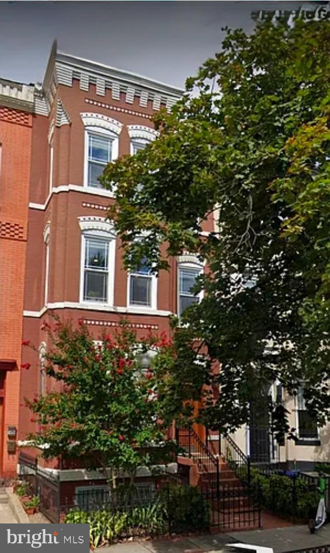 1408 10TH STREET NW 201