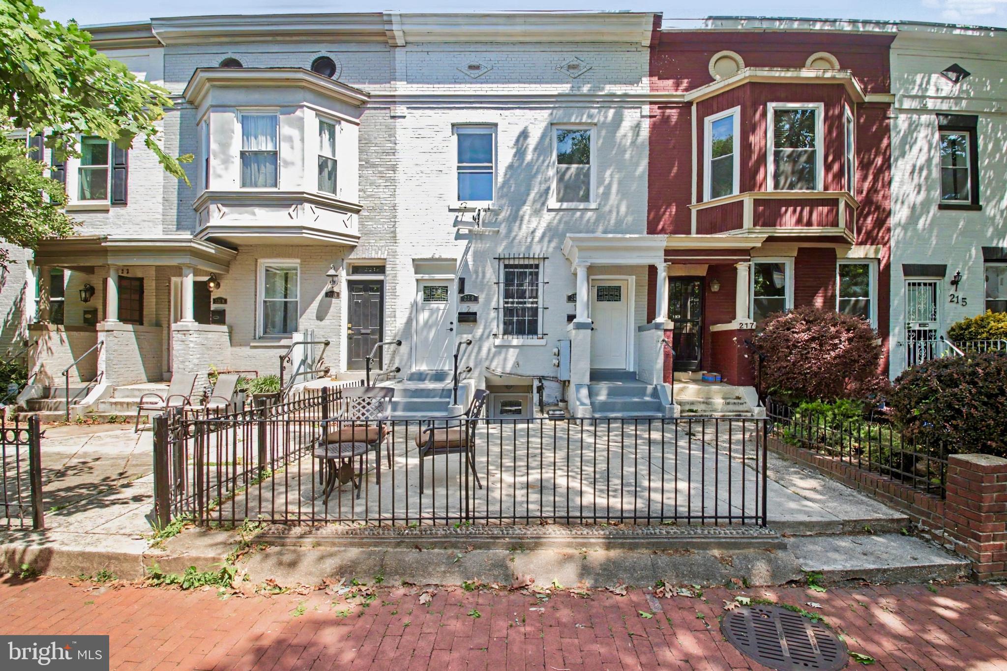 219 P STREET NW