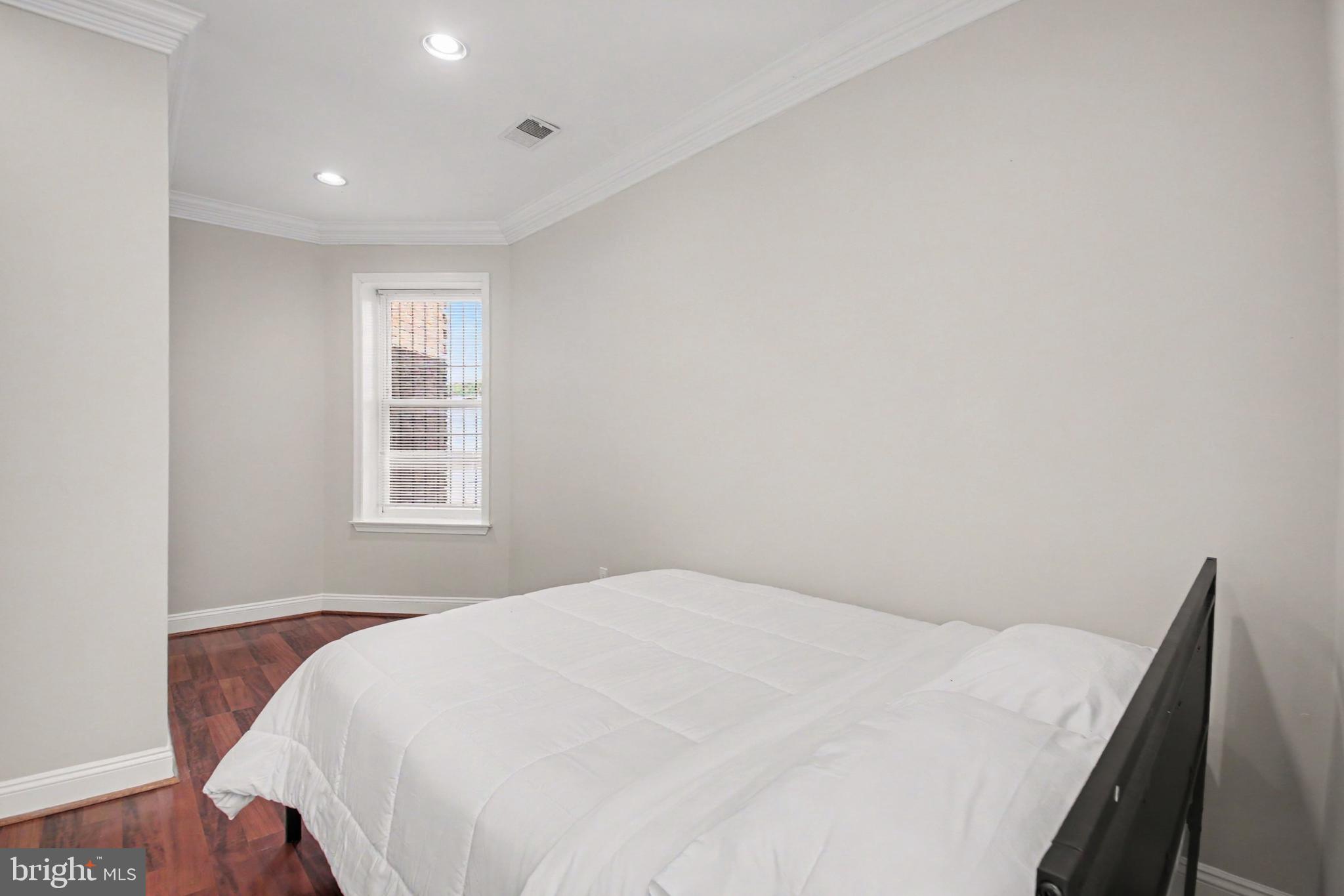 219 P STREET NW