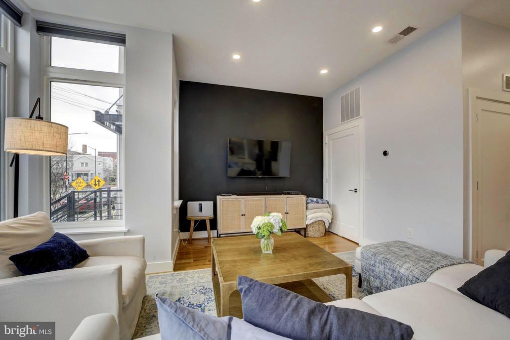 1514 K STREET SE 2