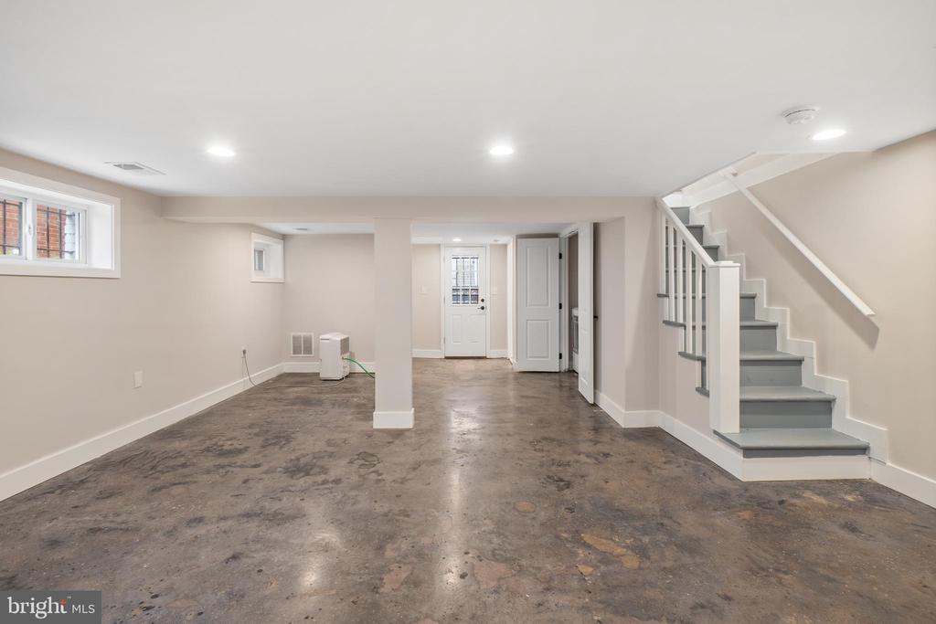 50 53RD STREET SE