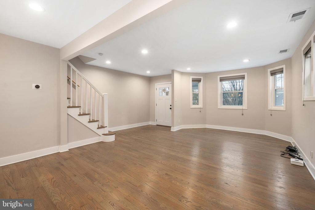 50 53RD STREET SE