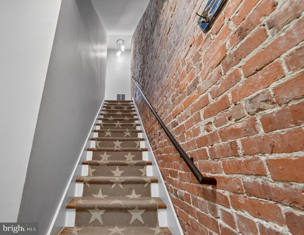 158 BRYANT STREET NW 2