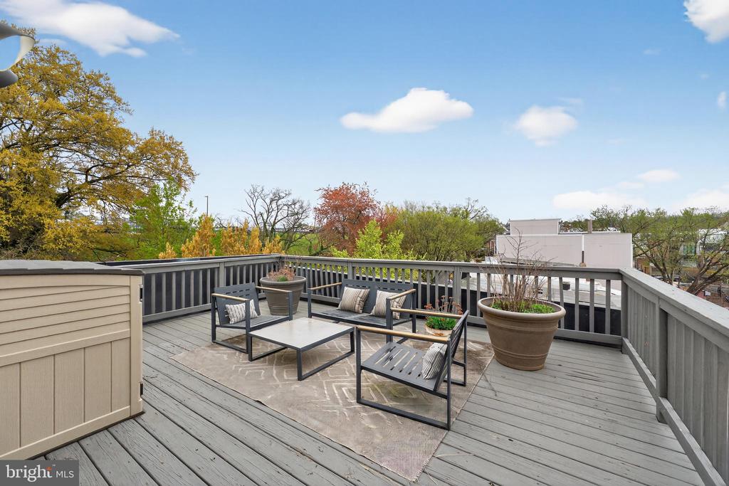 158 BRYANT STREET NW 2