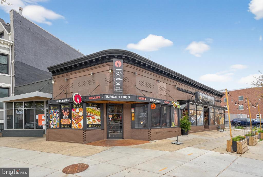 158 BRYANT STREET NW 2