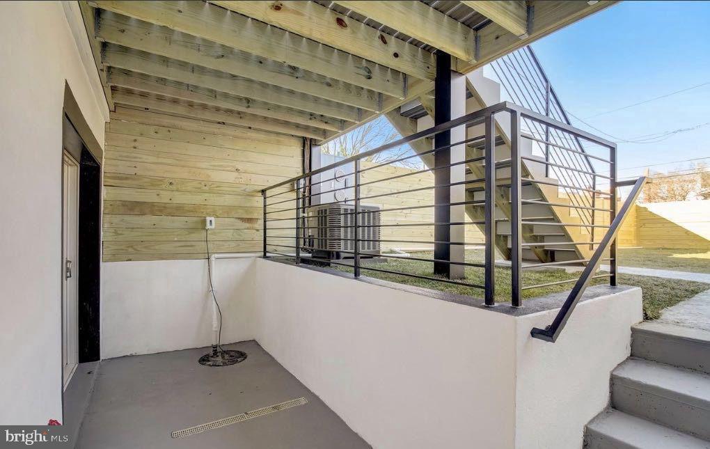 533 SHEPHERD STREET NW