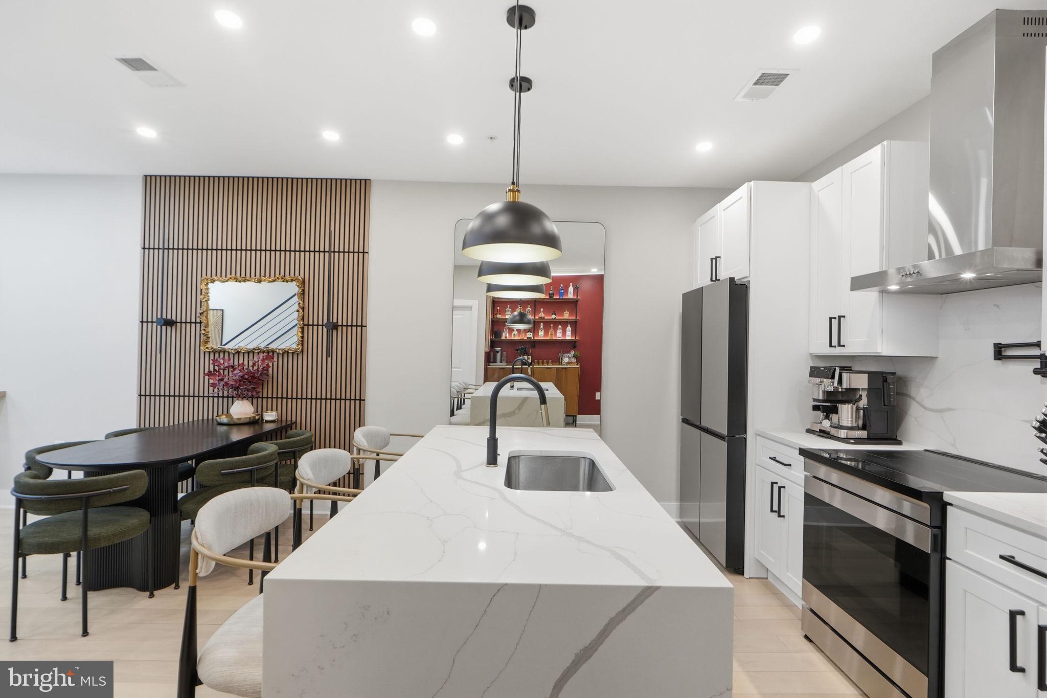 533 SHEPHERD STREET NW